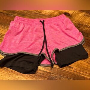 Champion Duo Dry size Small in Pink